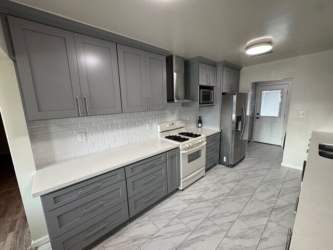 Photo - **COMING SOON** CHARMING LAKEWOOD HOME!