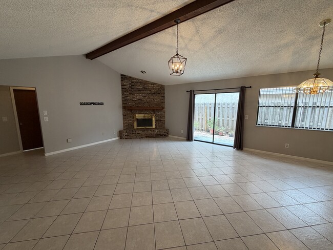 3 Bed/2 Bath