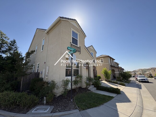Photo - Beautiful 4 bedroom 3 bathroom home is located in Rocklin!