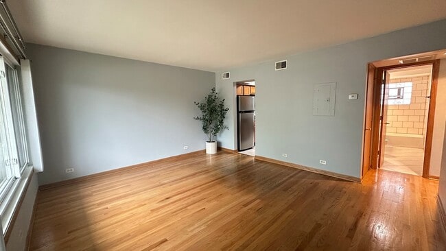 Photo - 4935 N Harlem Ave Unit 2