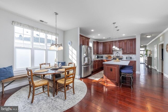 Photo - 130 Wesley Dr