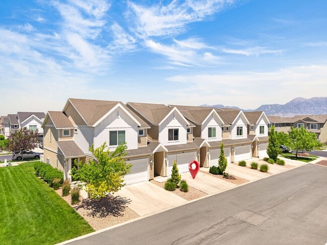 Building Photo - 98 E Harmony Ct
