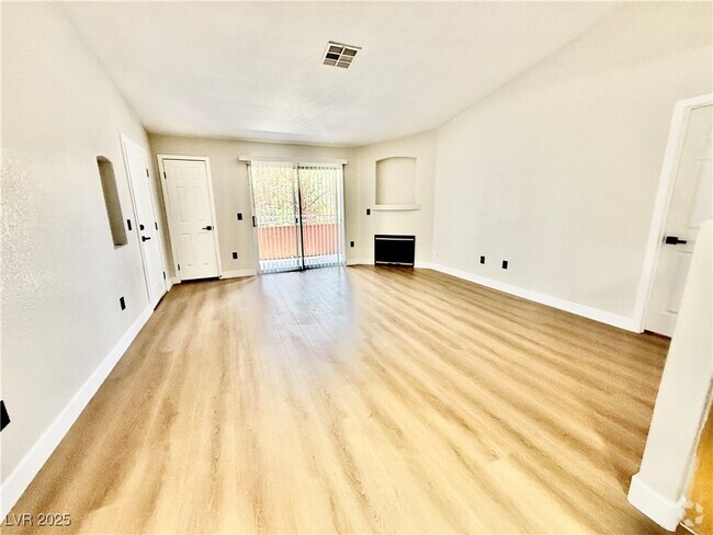 Building Photo - 4730 E Craig Rd Unit 2110 Rental