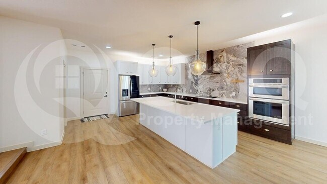 Photo - 2517 Canterbury Ct