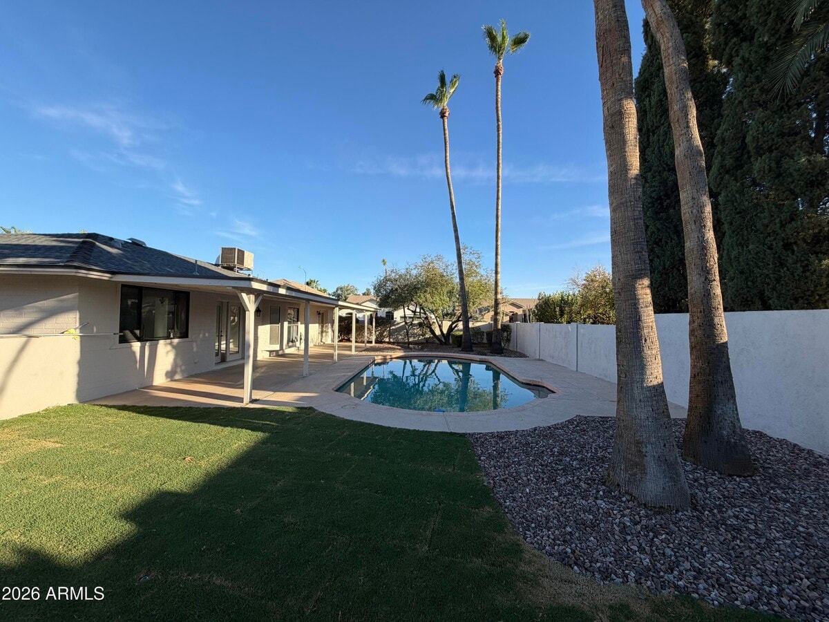 Photo - 6714 E Paradise Ln