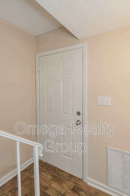 Photo - 3328 Warringwood Dr