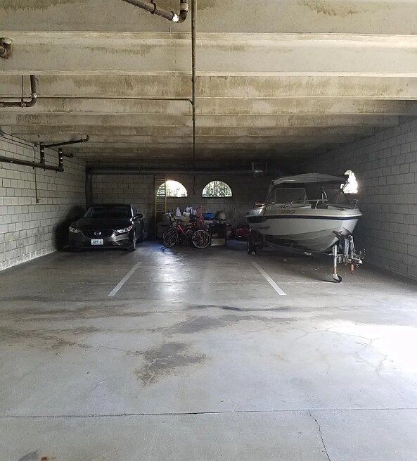 Photo - 2080 Hornblend St Unit 2