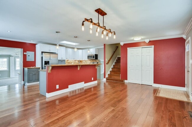 Photo - Large 4 bedroom 3bath Home in Colorado Springs