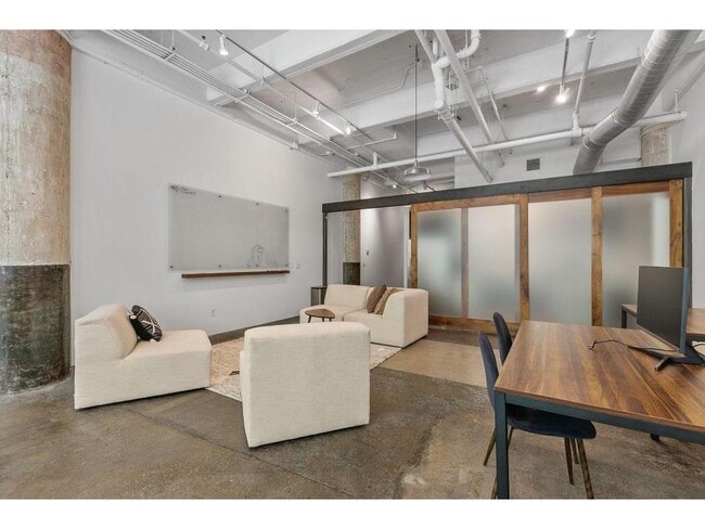 Photo - 700 N Washington Ave Unit 212