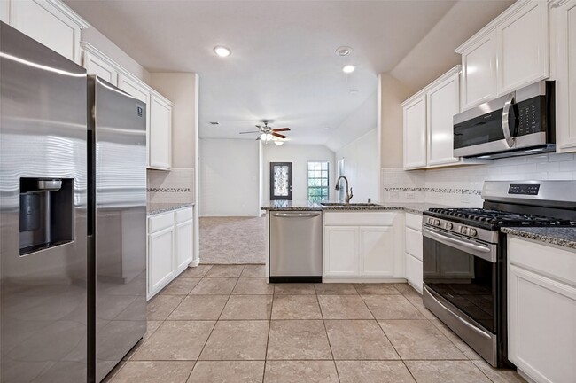 Photo - 10316 Cotulla Pl