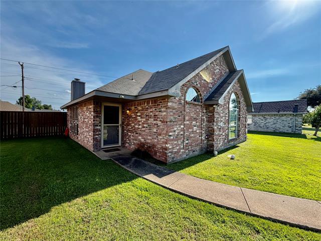 Photo - 1302 E Old Knoll Dr
