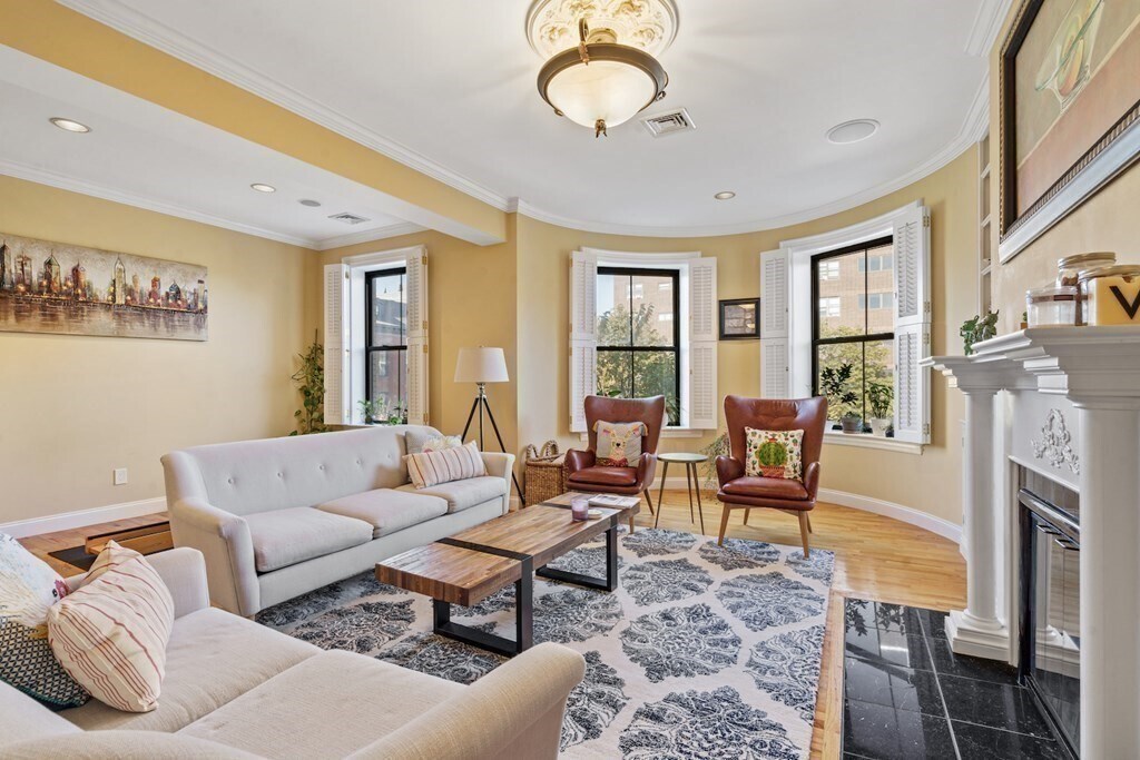 Photo - 1690 Washington St Unit #3