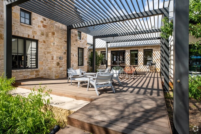 Terraza de juegos - Riata