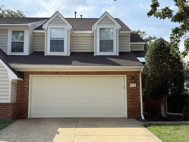 Building Photo - 131 Spoon Ct