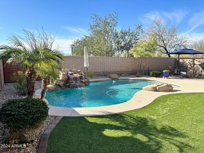 Photo - 29618 N 127th Ln