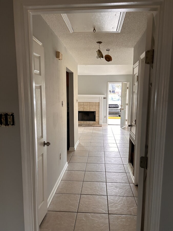 Photo - 516 Voters Rd