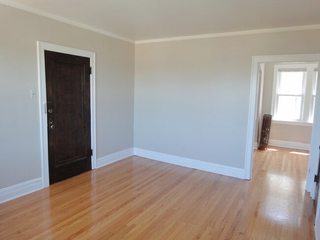 Photo - 1941 Grove Ave Unit 201