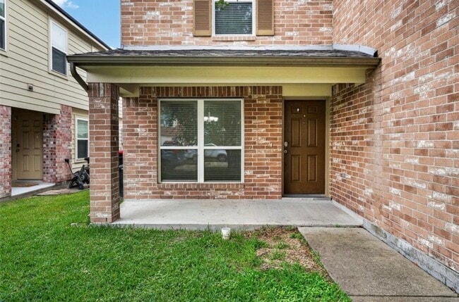 3026 Apple Dale Dr