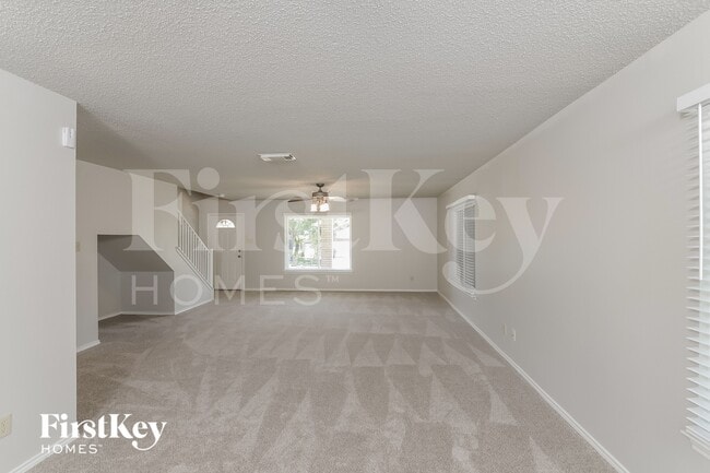 Photo - 2652 Westover View