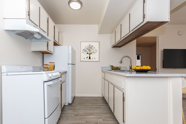 Garden Plaza Apartments