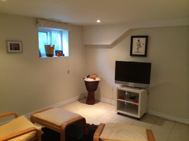 Photo - 2A Tiverton Av