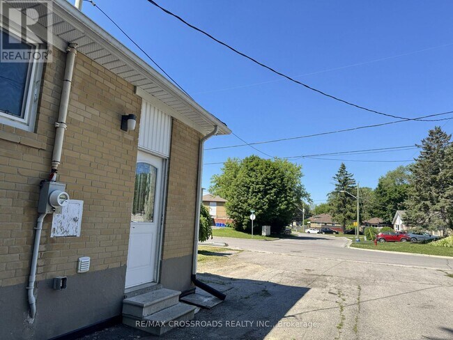 Photo - 21 Davis Rd