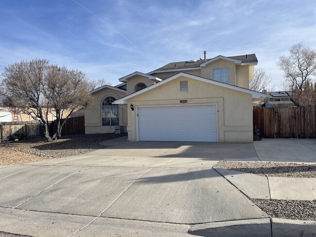 Building Photo - 10538 Olympic St NW