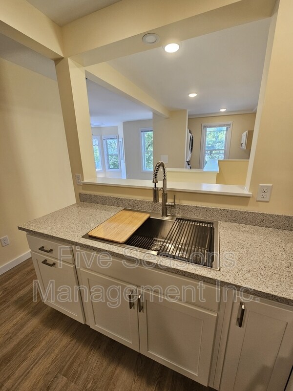 Photo - 48 Greene St