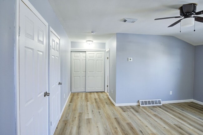 Photo - 903 Loney St Unit 2nd Floor