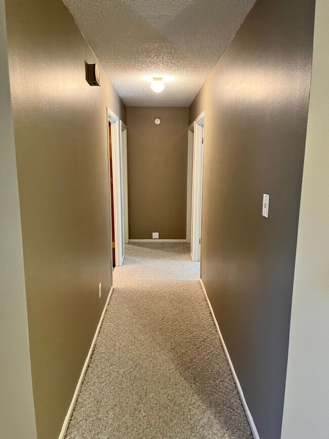 Photo - 1105 E 23rd St Unidad 1105 -  B