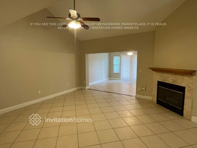 Photo - 462 E Springtree Way