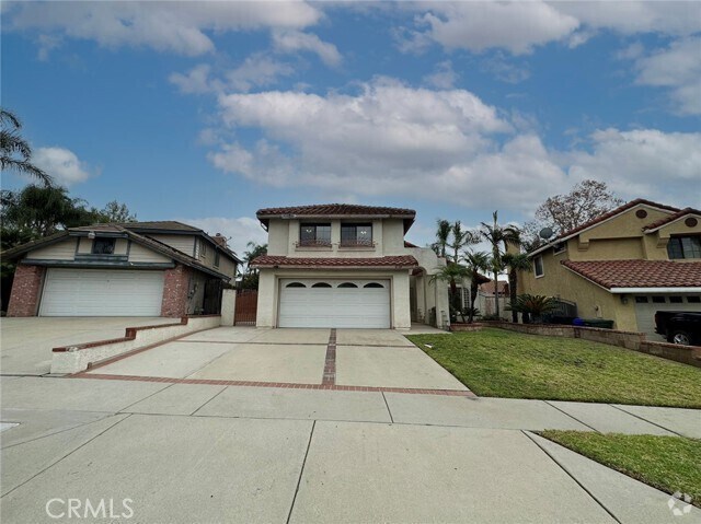 Building Photo - 6649 Fresno Ct Rental