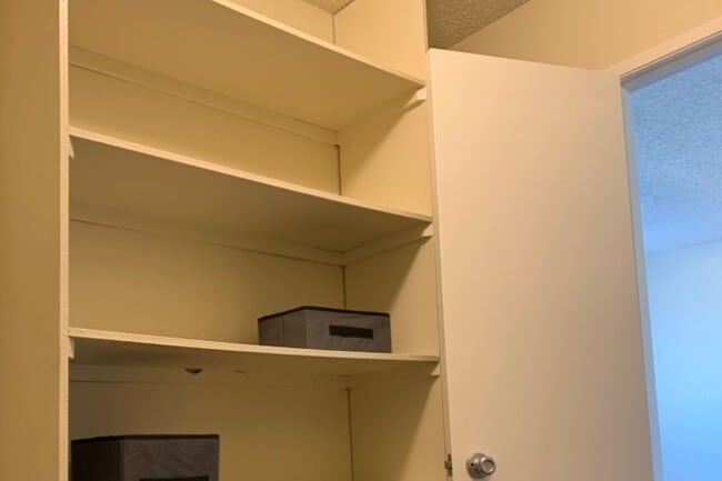 Building Photo - Casa Moreno Apartments