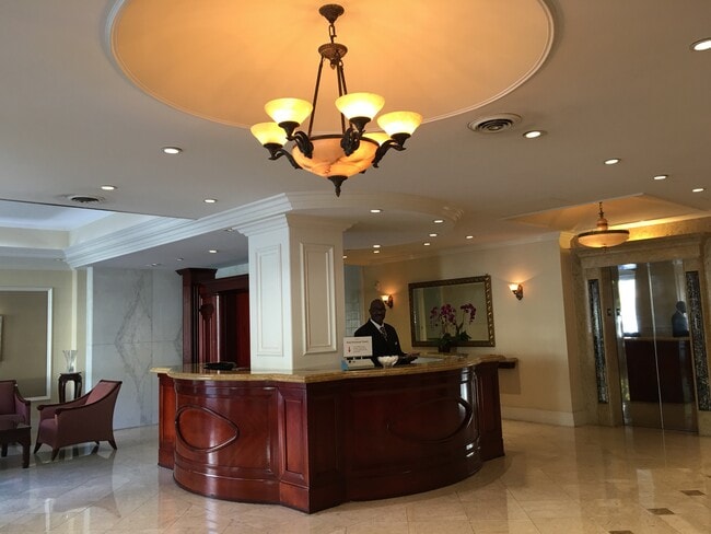 Photo - 969 Hilgard Ave Unit 309