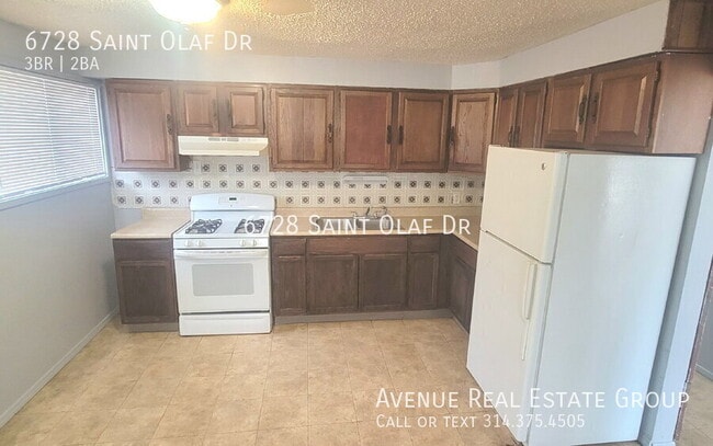 Photo - 6728 St Olaf Dr