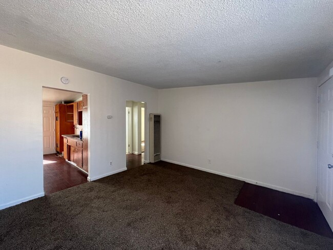 608 E Fredricks St Unit A