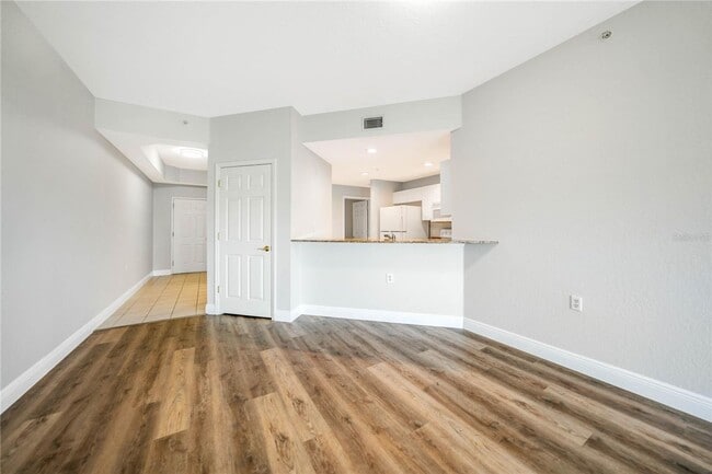 Photo - 255 West End Dr