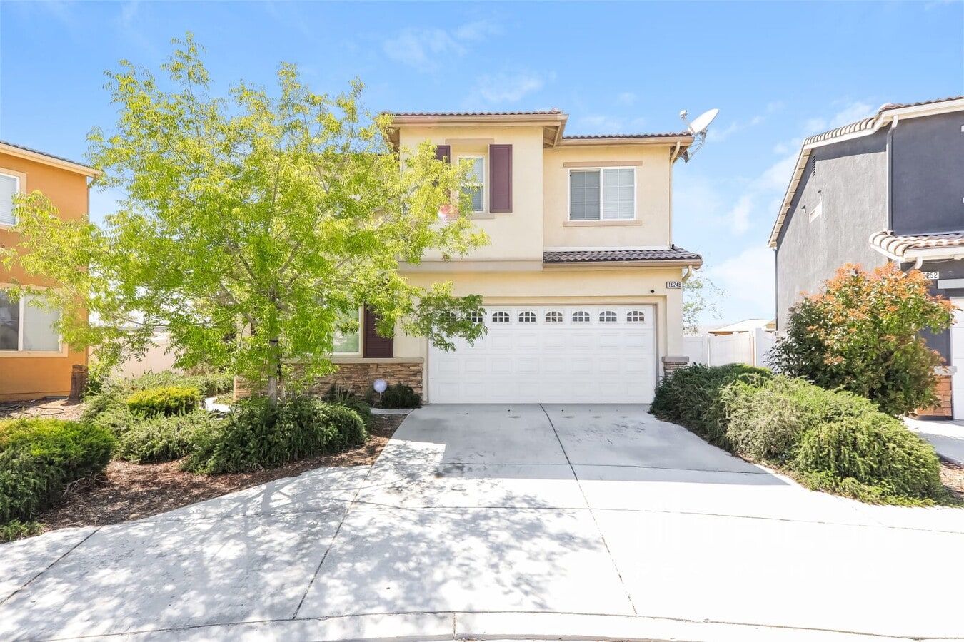 Photo - 16248 Rendon Ct House