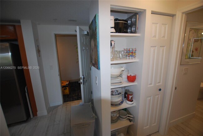 Photo - 511 Lucerne Ave Unit 306