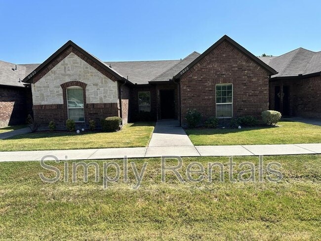 Jack Finney Blvd 6925 - 1 - Jack Finney Blvd 6925 - 1 Rental