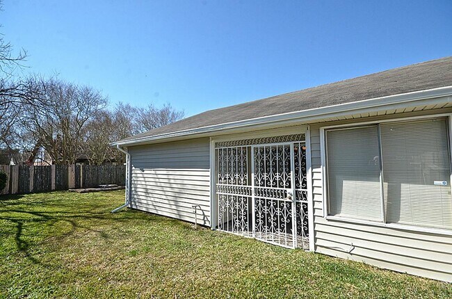 Photo - 10143 Towne Mist Dr