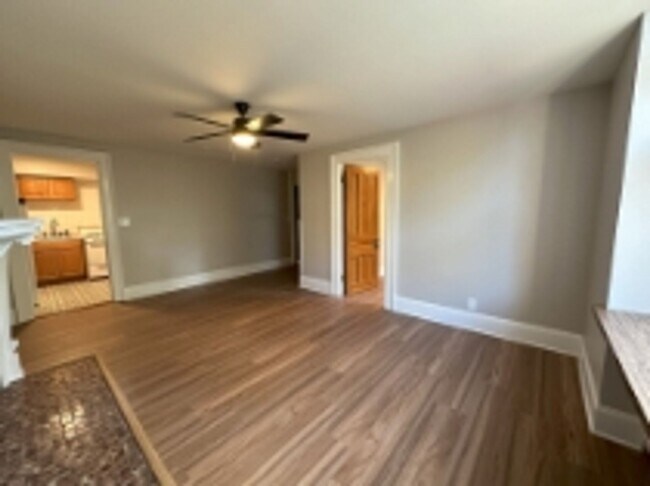 Photo - 479 State St Unit 3