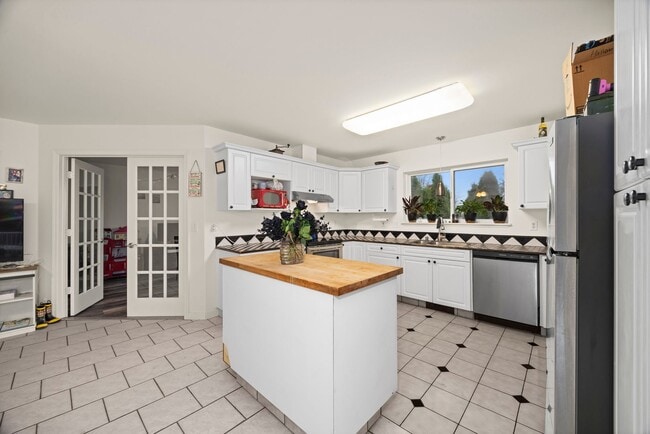 Photo - 1301-1305 Mitchell Ave Unit 1305 Mitchell