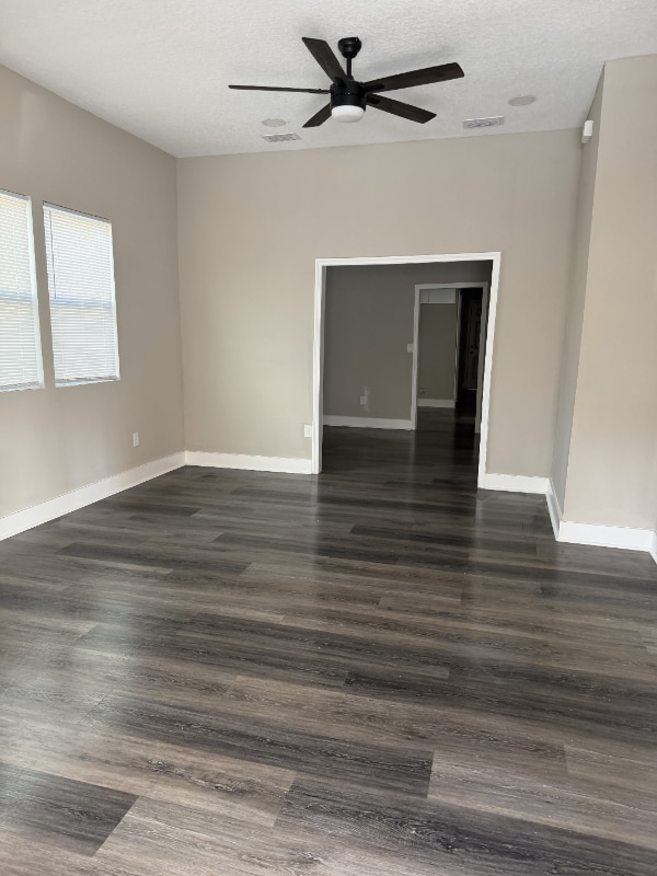 Photo - 1915 Phoenix Ave