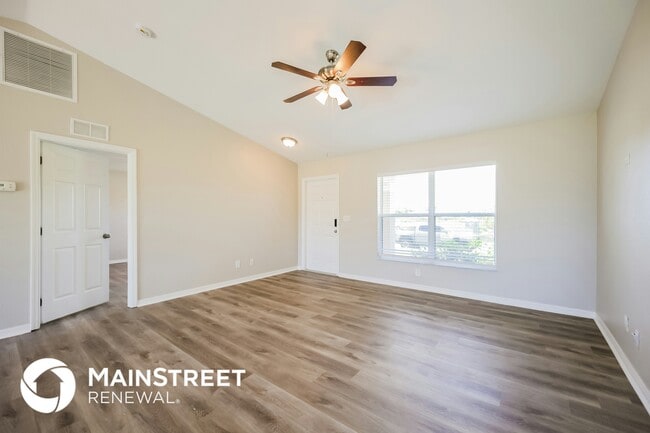 Photo - 2714 23rd St SW