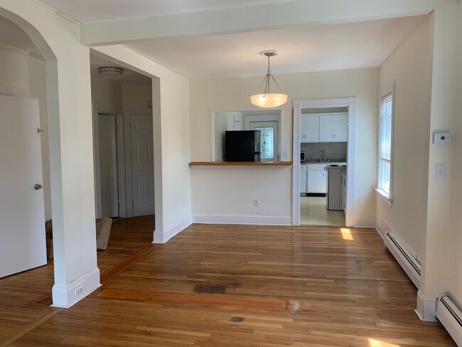Building Photo - 10 Kinney Ave Unit 2 Rental