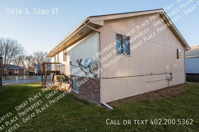 Photo - 5416 S 32nd St