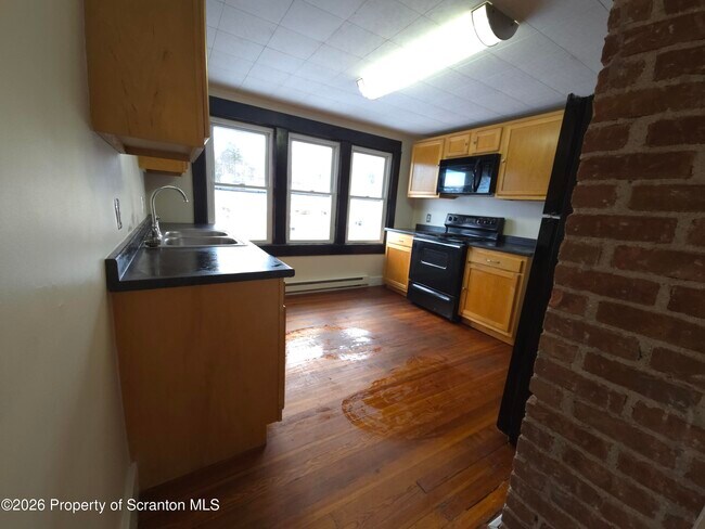 Photo - 413 Davis St