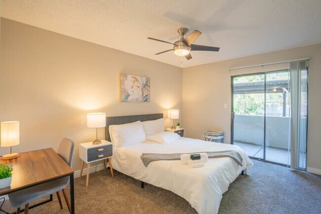 8521 E McDowell Rd Unit SI ID1263106P