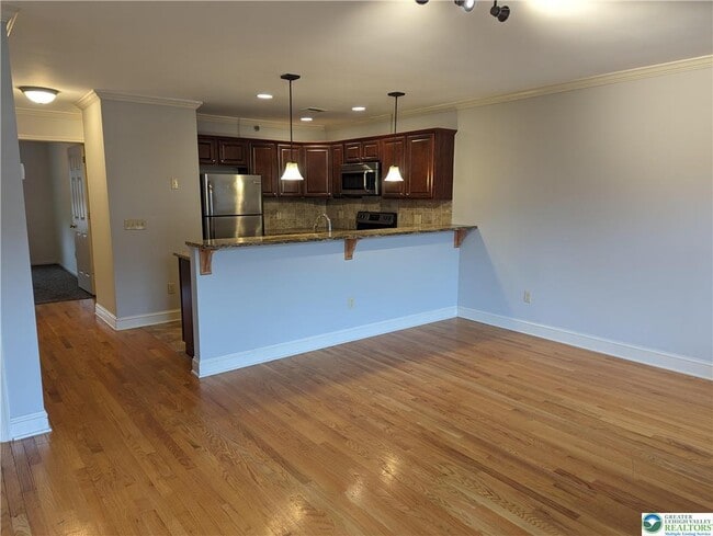 Photo - 128 W 4th St Unit 2L